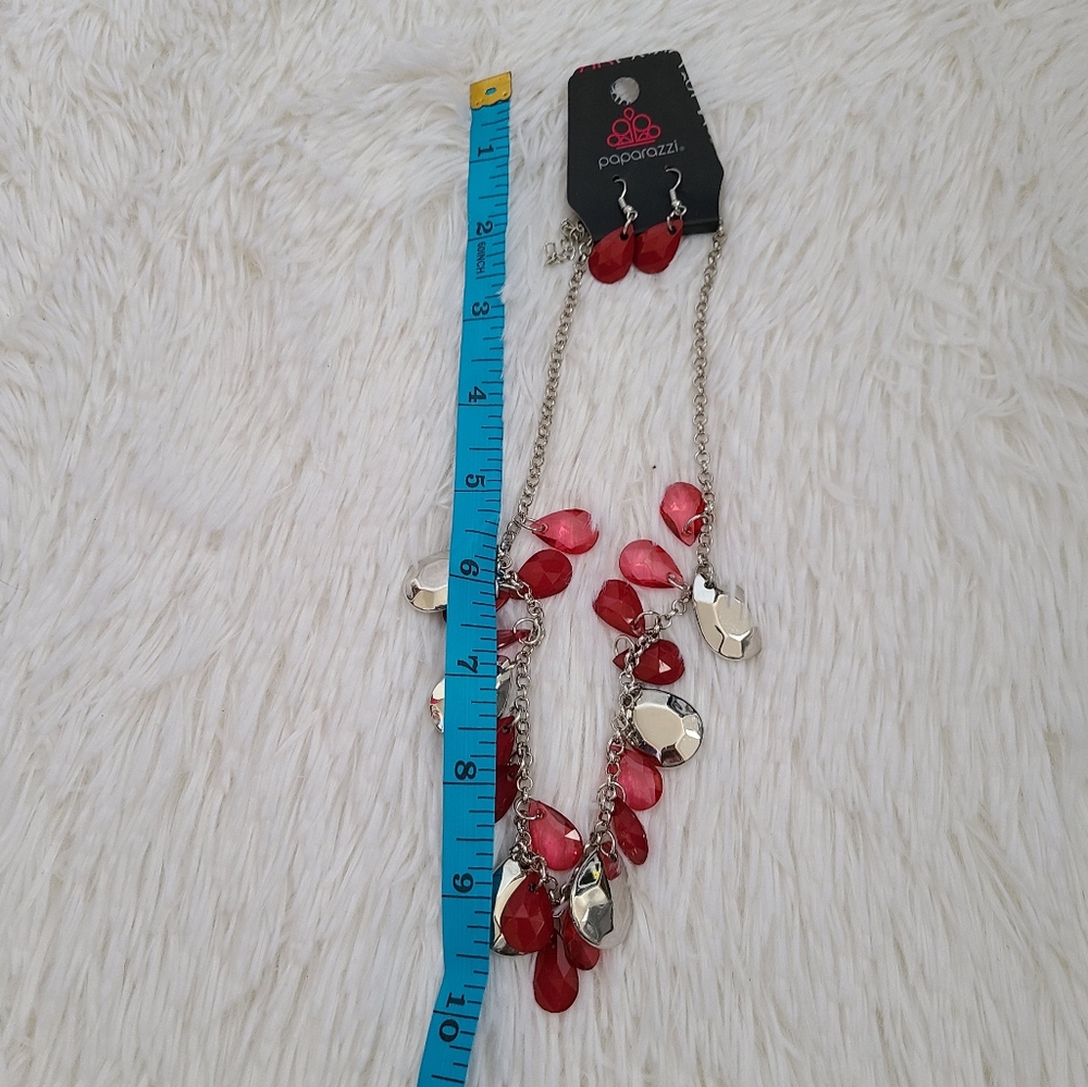 💙 Paparazzi Red Treasure Tease Brass Necklace And Earrings Set NWT (3‎ For $20) - Picture 3 of 3